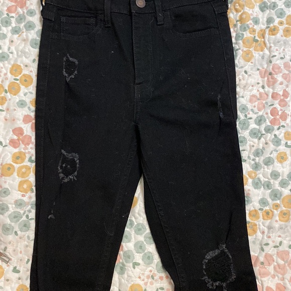 Three pairs of skinny jeans - Picture 2 of 4